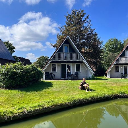 Vakantiepunt 142 - Moderne Vakantiewoning Aan Het Water! Gramsbergen Eksteriør billede