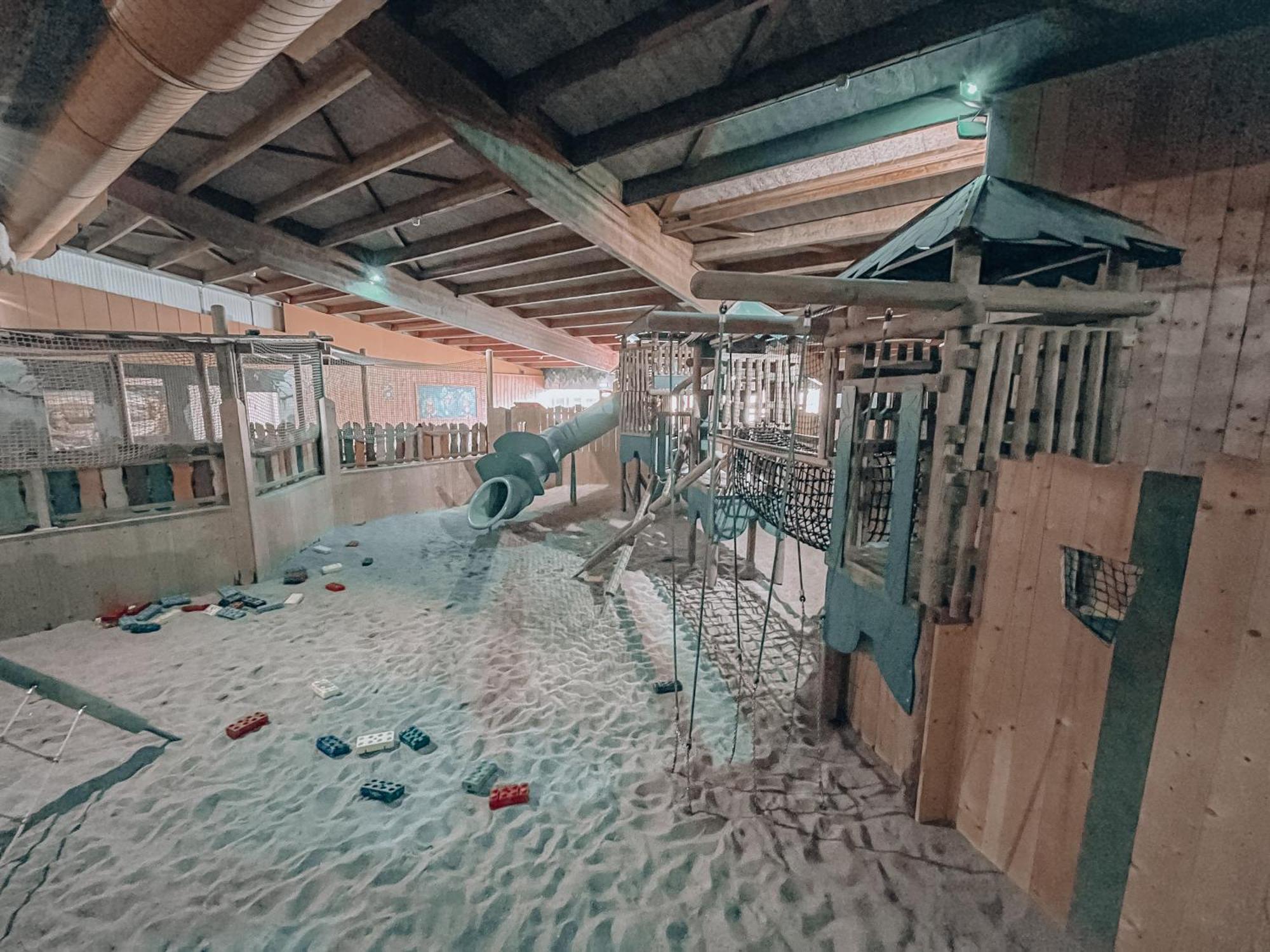 Vakantiepunt 142 - Moderne Vakantiewoning Aan Het Water! Gramsbergen Eksteriør billede